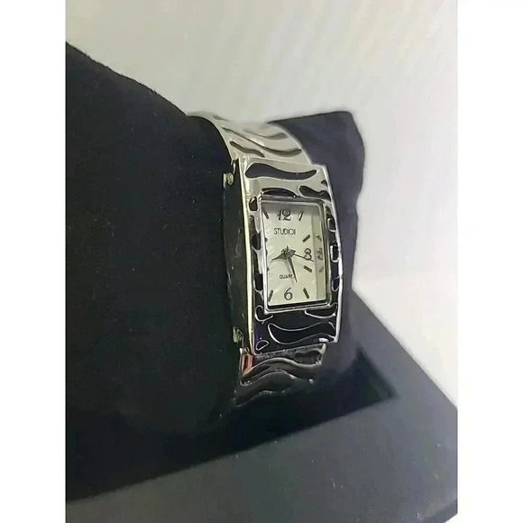 Womens Studio Zebra Print Black Silver Tone Watch Design Cuff Band NEW BATTERY - Picture 3 of 8